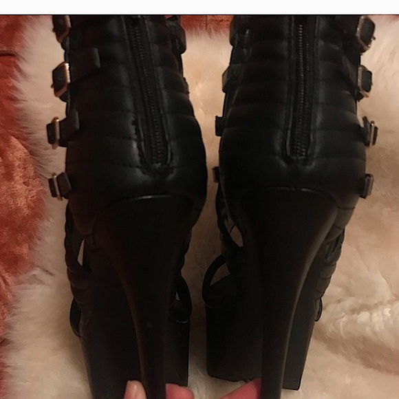 STEVE MADDEN Pleather Ankle Buckle Strap Black Platform Stiletto Heels Shoes 10 - Picture 6 of 13